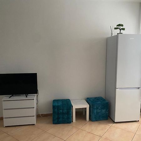 Studio Garsoniera 552 Бухарест Экстерьер фото
